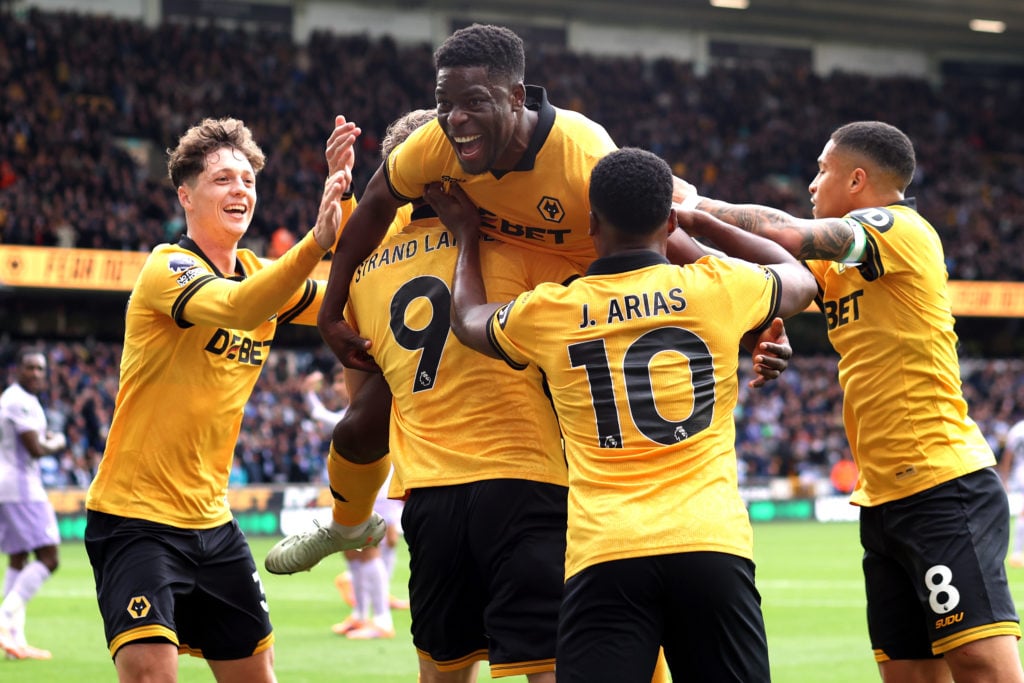 Marshall Munetsi and Wolves celebrate goal vs Brighton