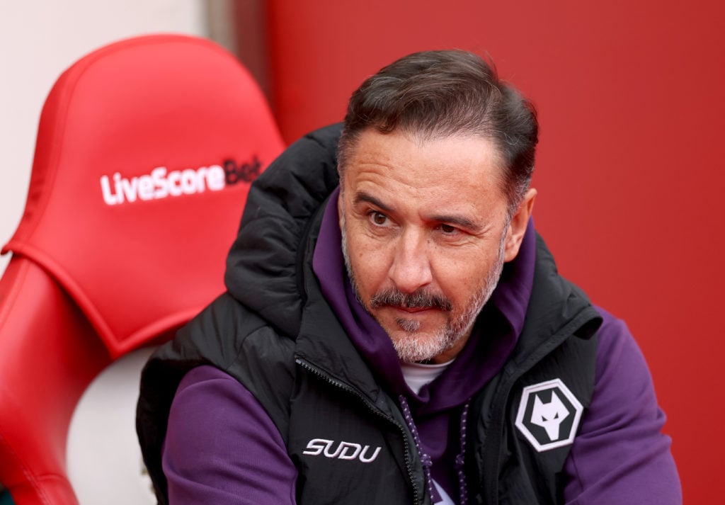 Vitor Pereira looks on from the dugout at the Stadium of Light.
