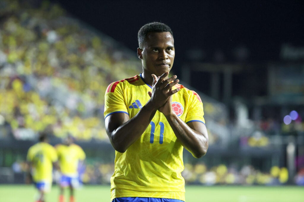 Jhon Arias playing for Colombia against New Zealand.
