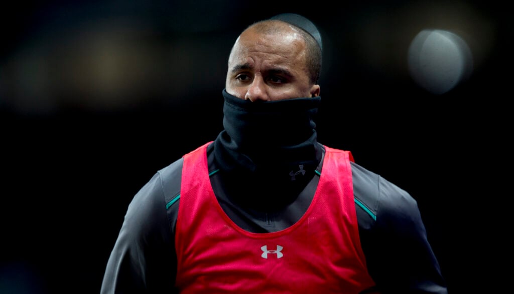 Gabby Agbonlahor warming up for Aston Villa