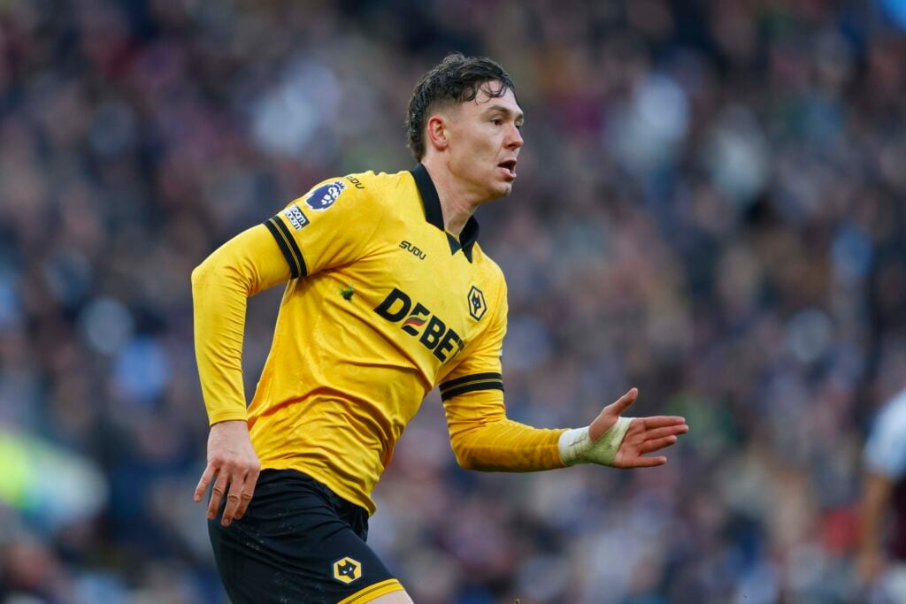 Jorgen Strand Larsen playing for Wolves.