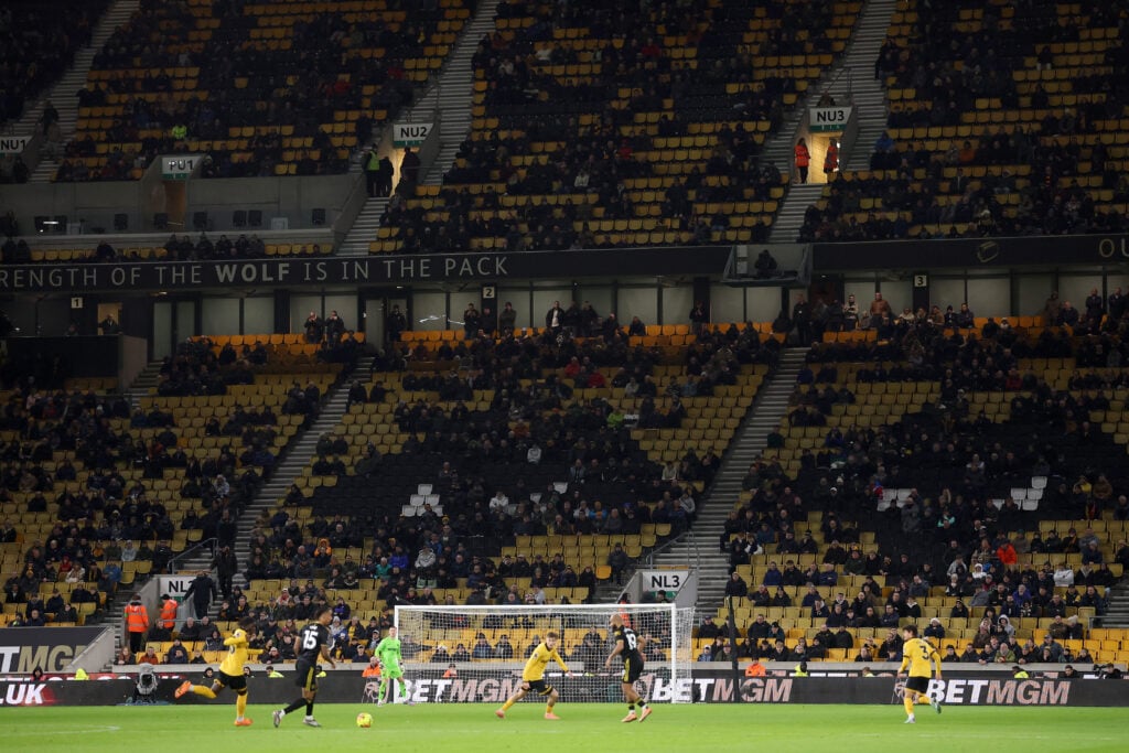Wolves playing against Manchester United.