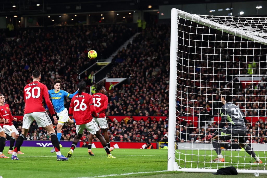 Ladislav Krejci scores for Wolves against Manchester United.