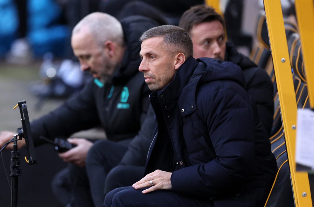 Gary O'Neil looks on from the dugout at Molineux.