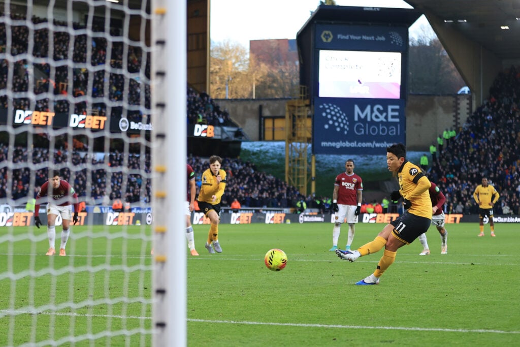Hwang Hee-chan takes a penalty for Wolves.