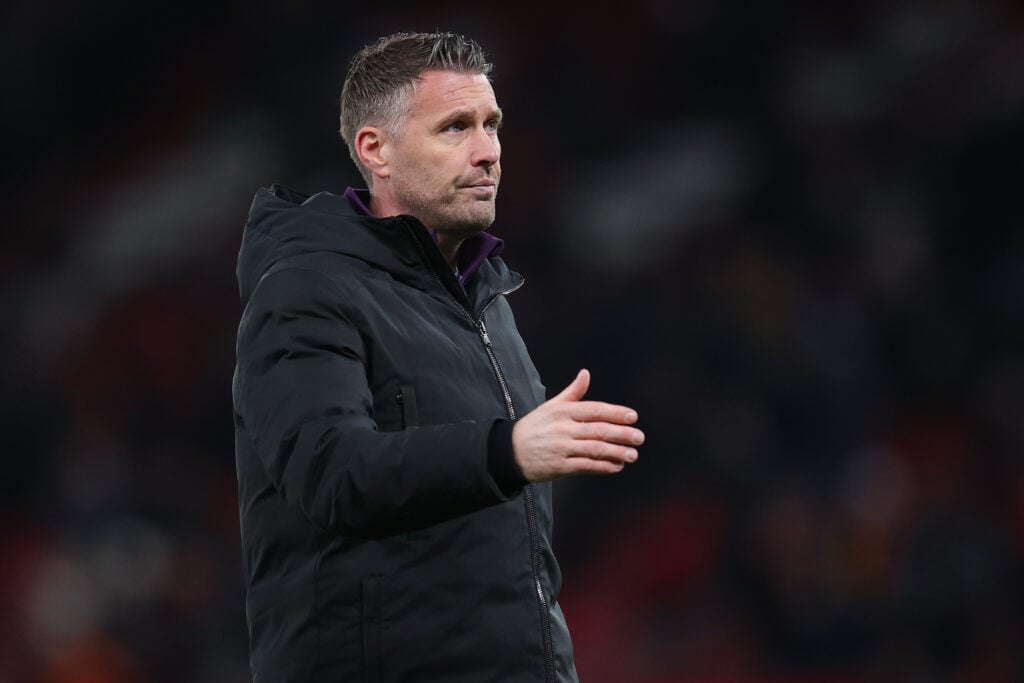Rob Edwards, head coach of Wolverhampton Wanderers, during the Premier League match between Manchester United and Wolverhampton Wanderers