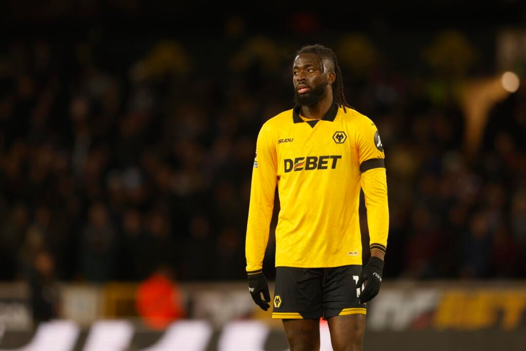 Tolu Arokodare playing for Wolves.