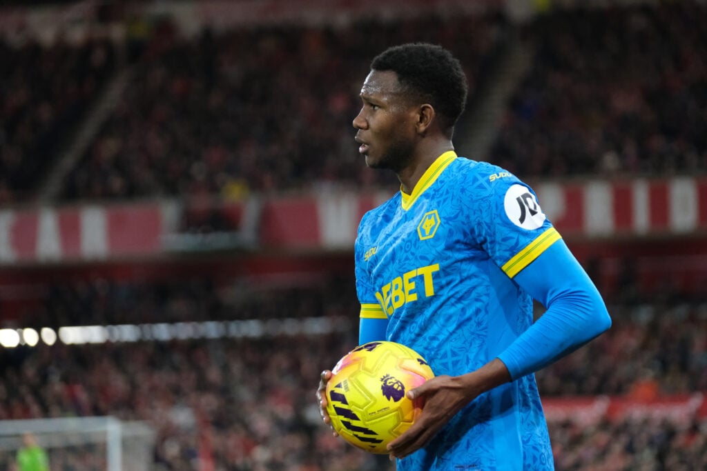 Yerson Mosquera playing for Wolves.