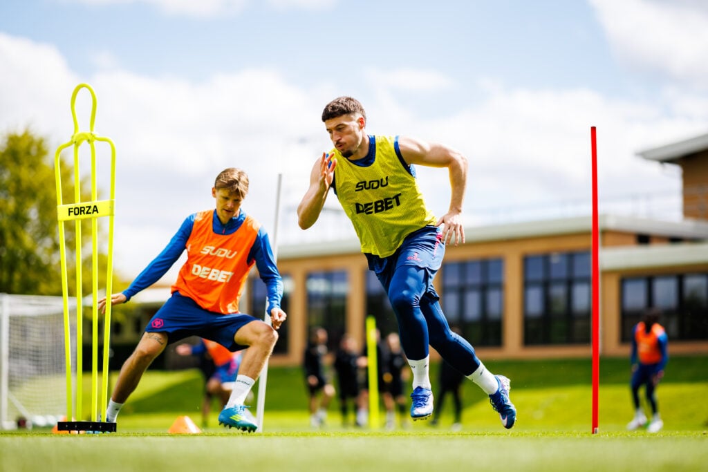 Matt Doherty training with Wolves.