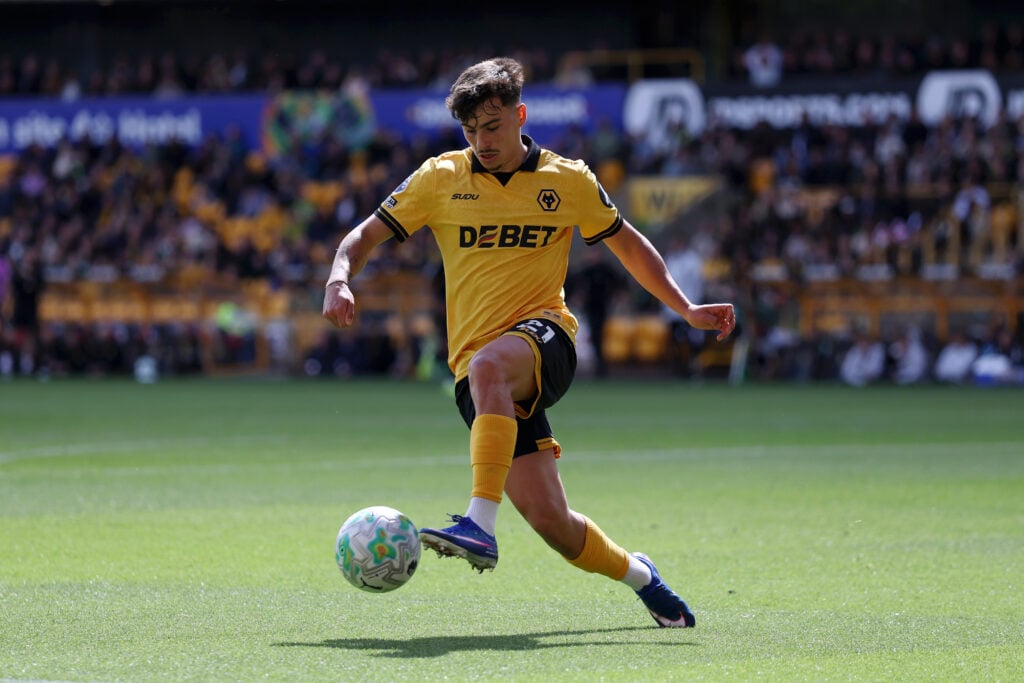 Rodrigo Gomes on the ball for Wolves.